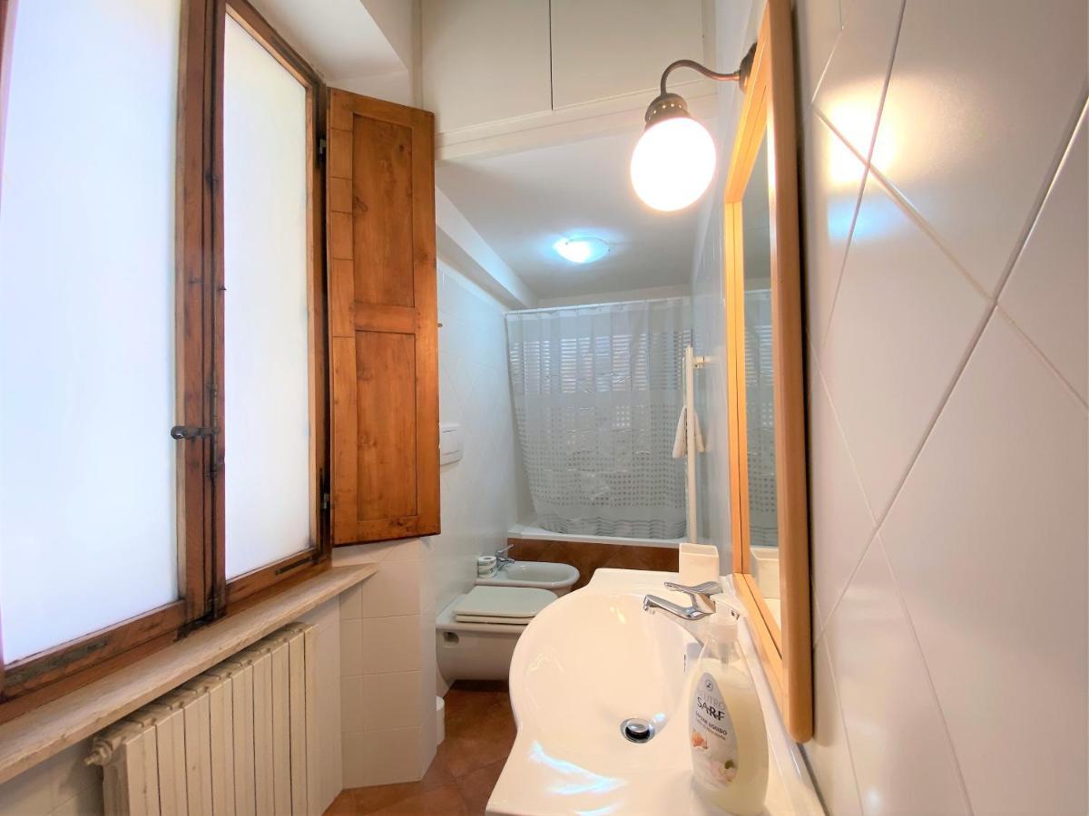 La Fonte-With Balcony Close By Piazza Del Campo Сиена Екстериор снимка